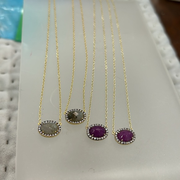 Small Oval Labradorite or Amethyst 14K Gold Vermeil Necklace-Boutique - Picture 4 of 6